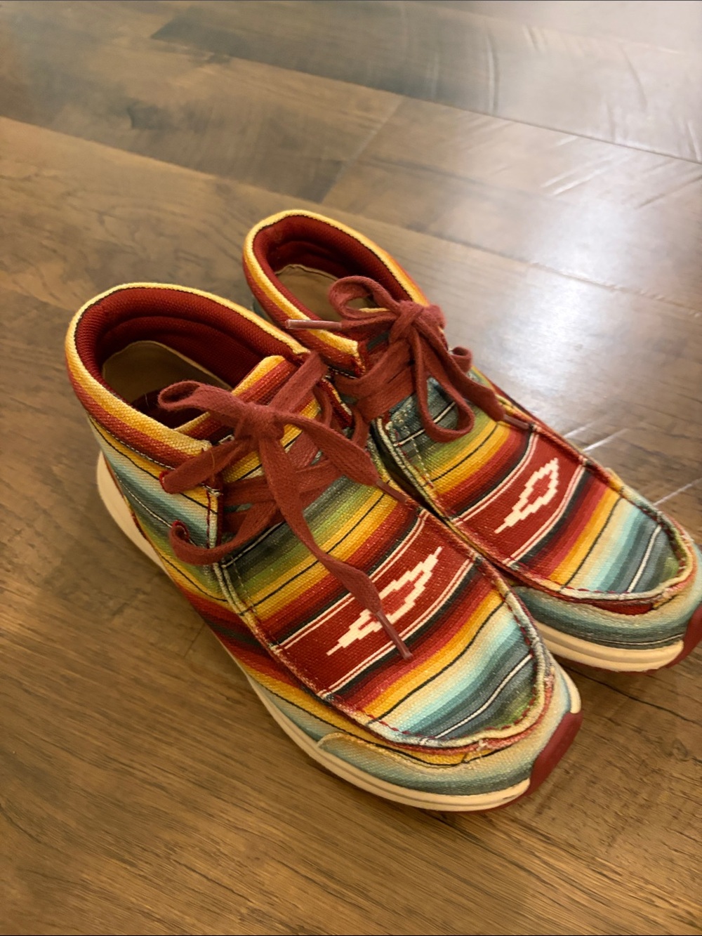 Ariat Multicolor Serape Sneakers - Picture 5 of 6